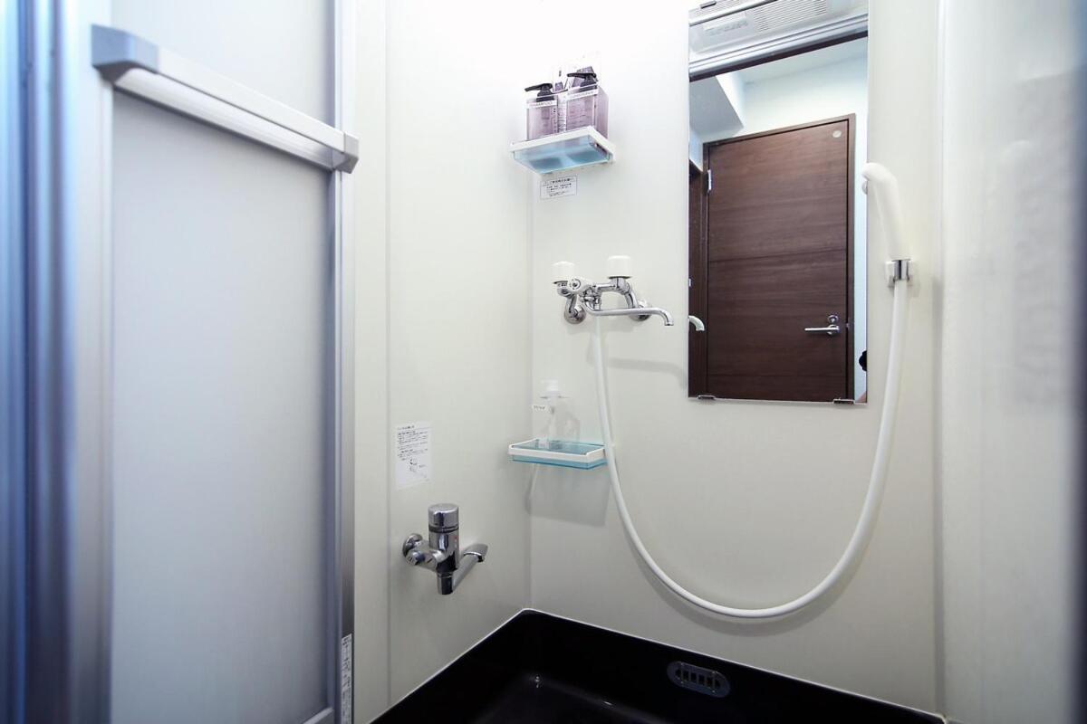 Shinjuku, Quiet Area, Close To Station, Room102 Apartment *